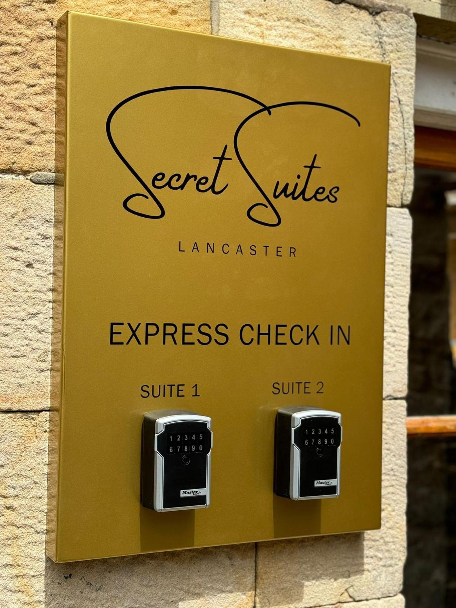 Secret Suites Lancaster Bagian luar foto