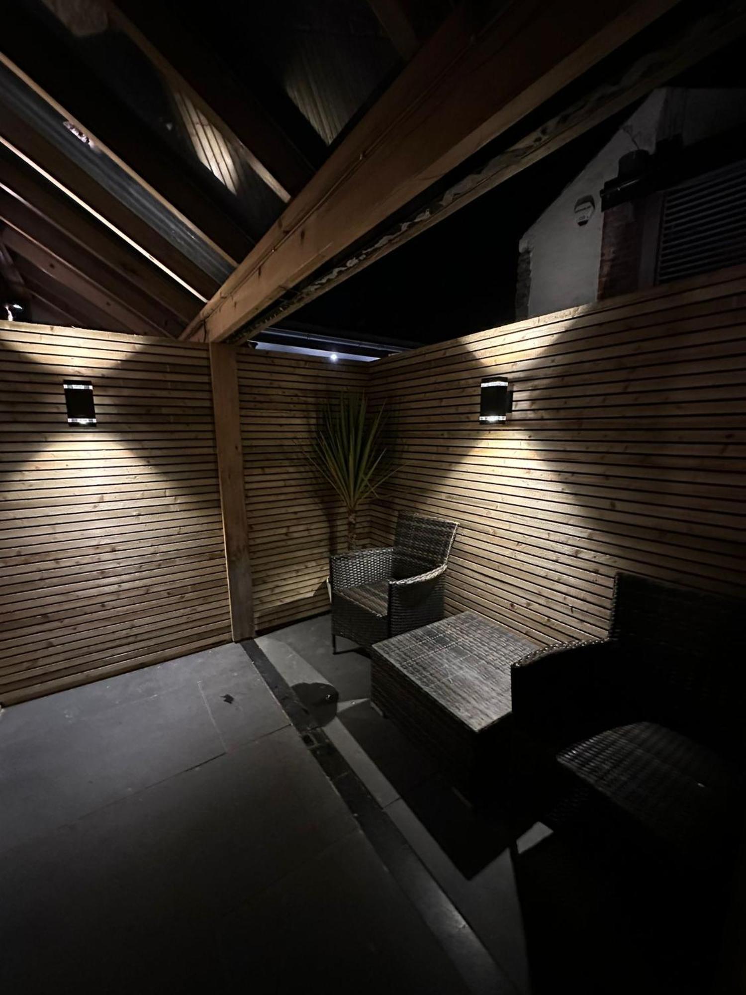 Secret Suites Lancaster Bagian luar foto